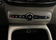 Volvo XC40 19