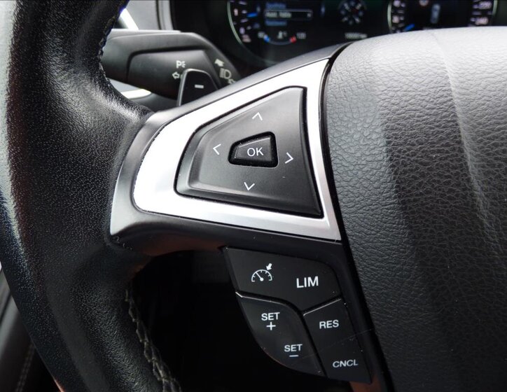 Ford S-MAX MPV 2,0 l 110 kw