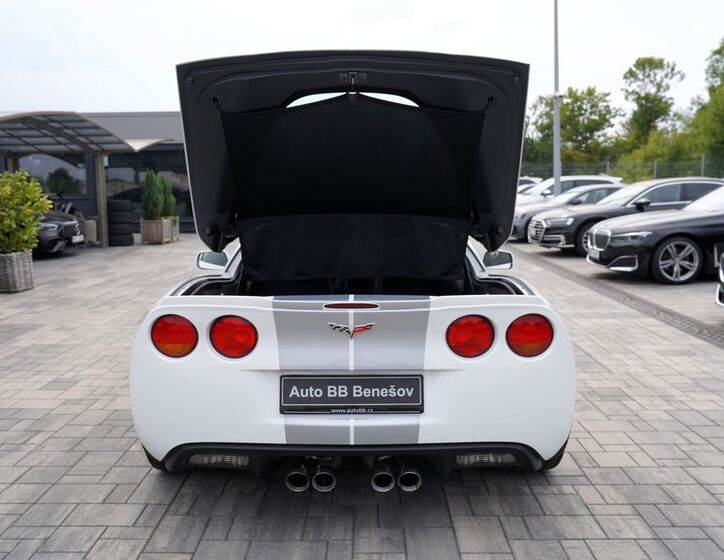 Chevrolet Corvette 20