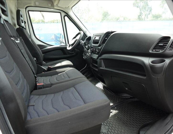 Iveco Daily Ostatní 2,3 l 115 kw