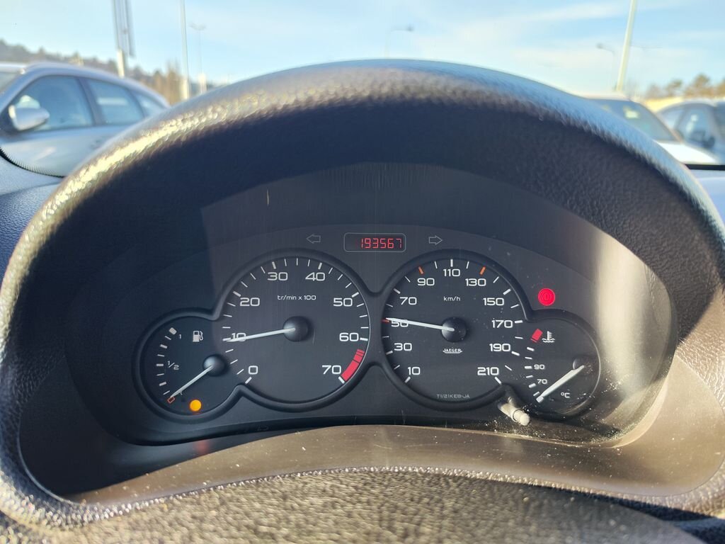 Peugeot 206 Hatchback 1,1 l 44 kw