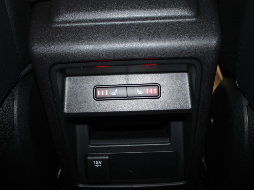 Land Rover Discovery Sport SUV 2,0 l 110 kw