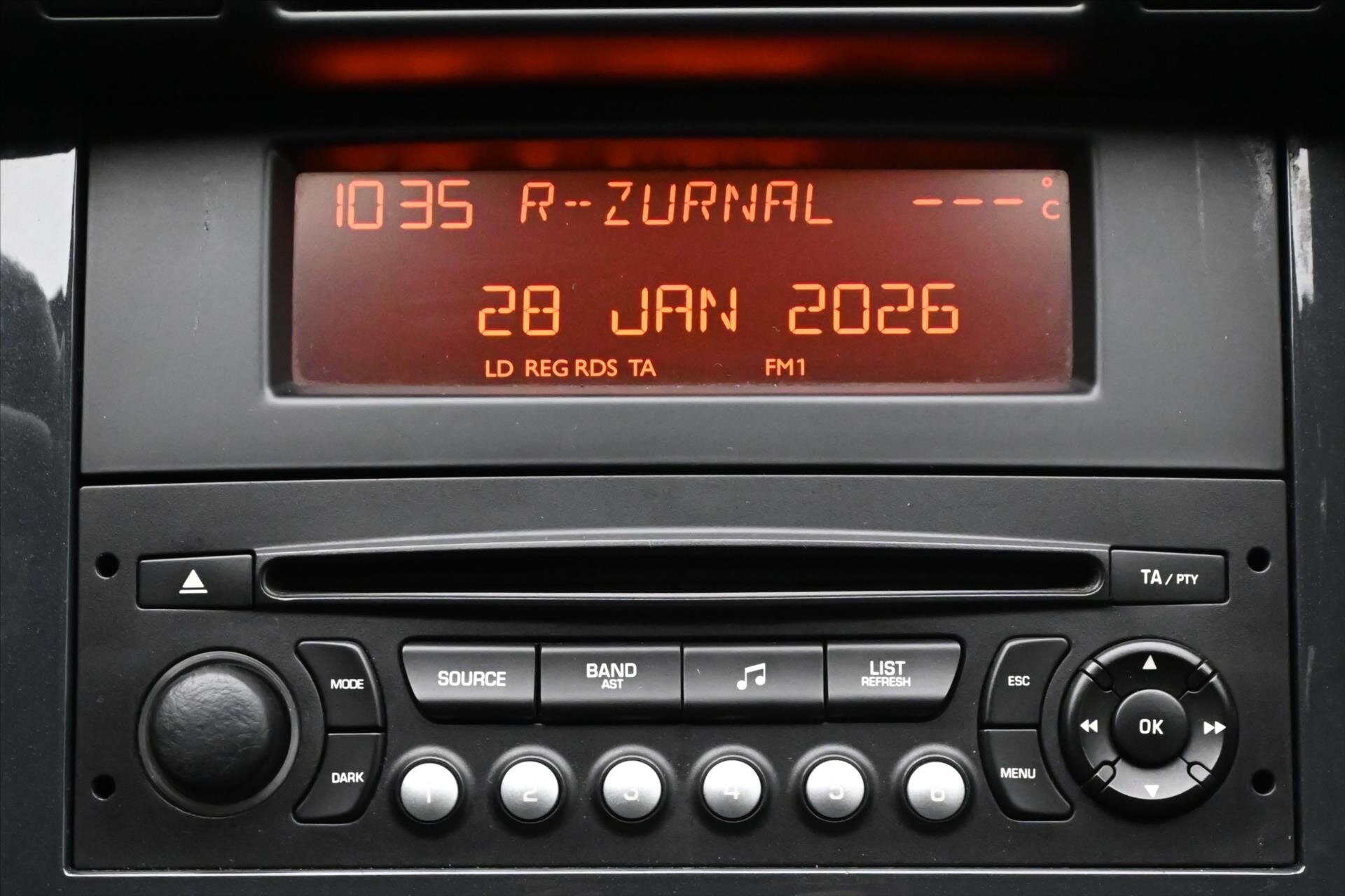 Peugeot 3008 MPV 1,6 l 82 kw