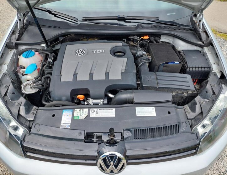 Volkswagen Golf Kombi 1,6 l 77 kw