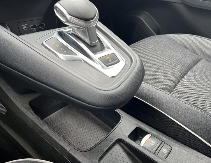 Renault Captur SUV / Terénní 1,3 l 96 kw