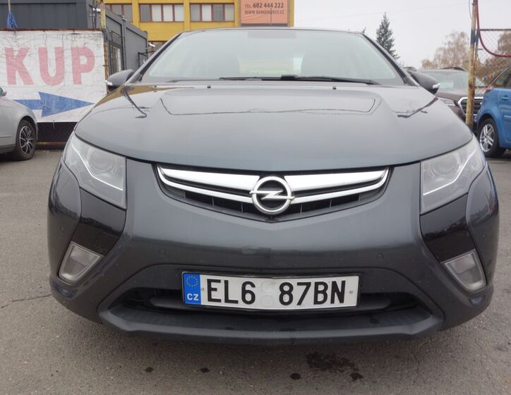 Opel Ampera 4
