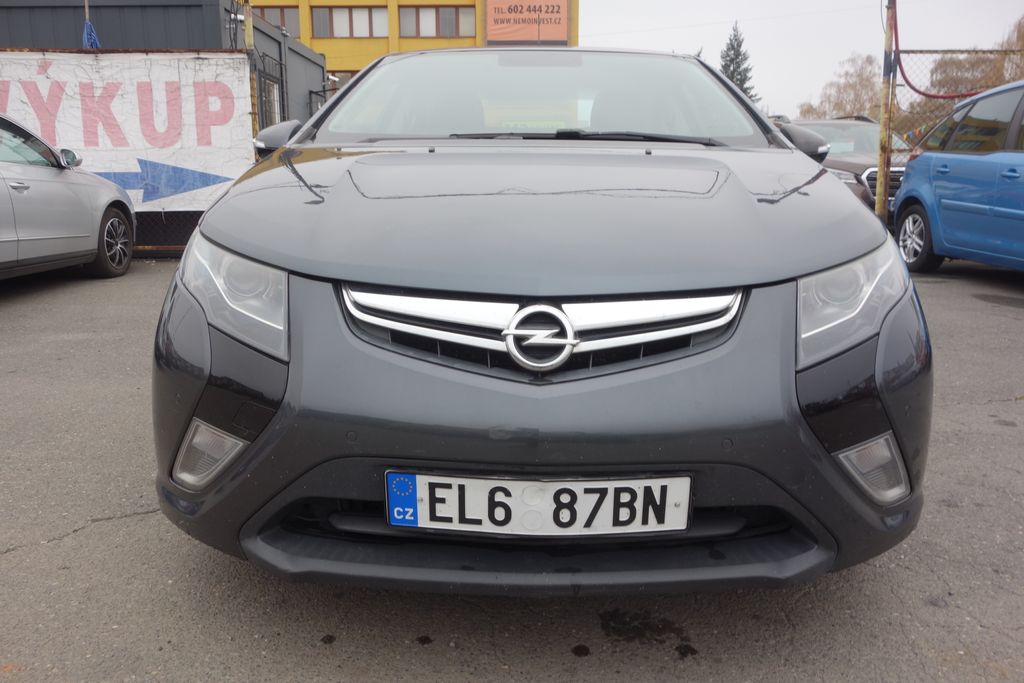Opel Ampera