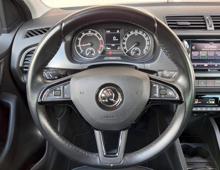 Škoda Fabia 19