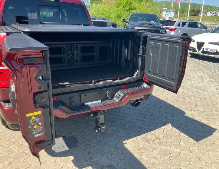 Dodge RAM Pick-up 3,0 l 403 kw