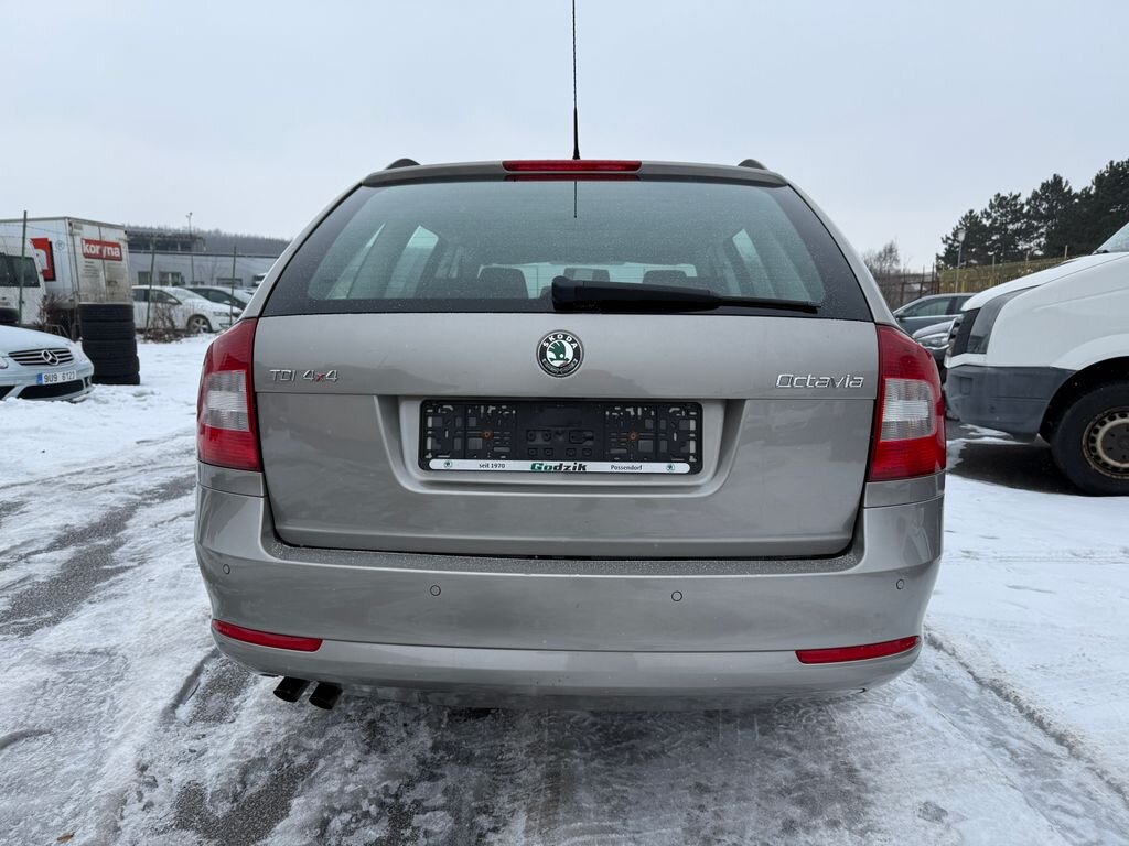 Škoda Octavia Kombi 2,0 l 103 kw