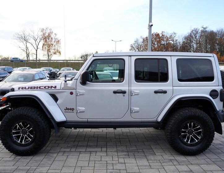 Jeep Wrangler 3