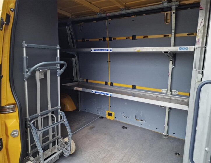 Mercedes-Benz Sprinter Skříň 2,1 l 105 kw