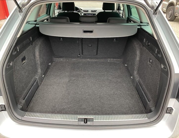 Škoda Superb Kombi 2,0 l 110 kw