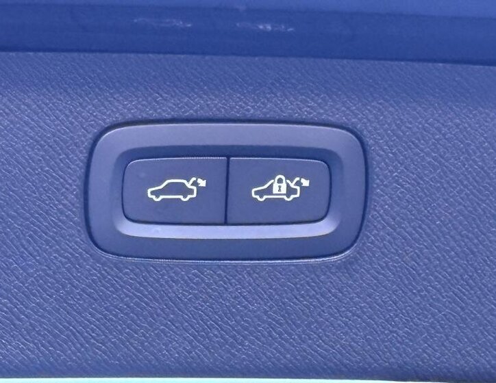 Volvo XC90 SUV 2,0 l 173 kw