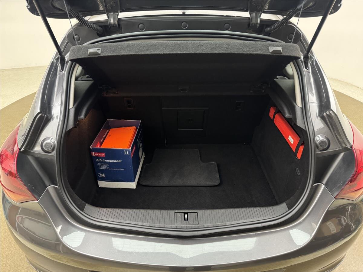 Opel Astra Hatchback 1,4 l 103 kw