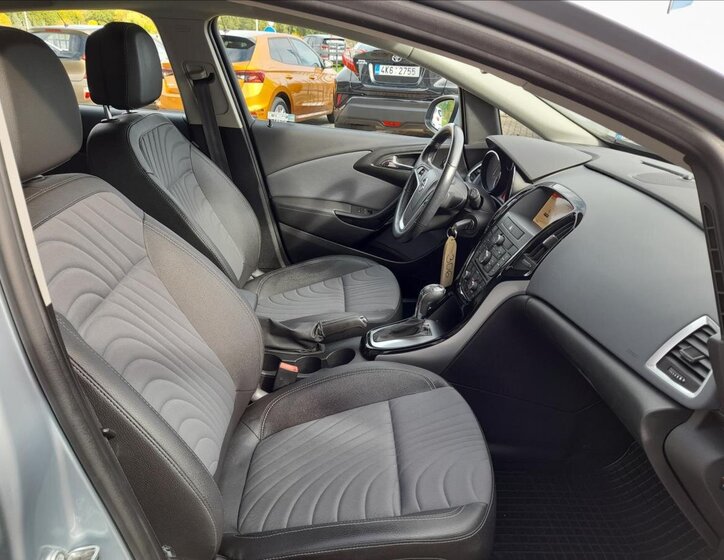 Opel Astra Hatchback 1,4 l 103 kw