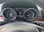 Mercedes-Benz GLE 10