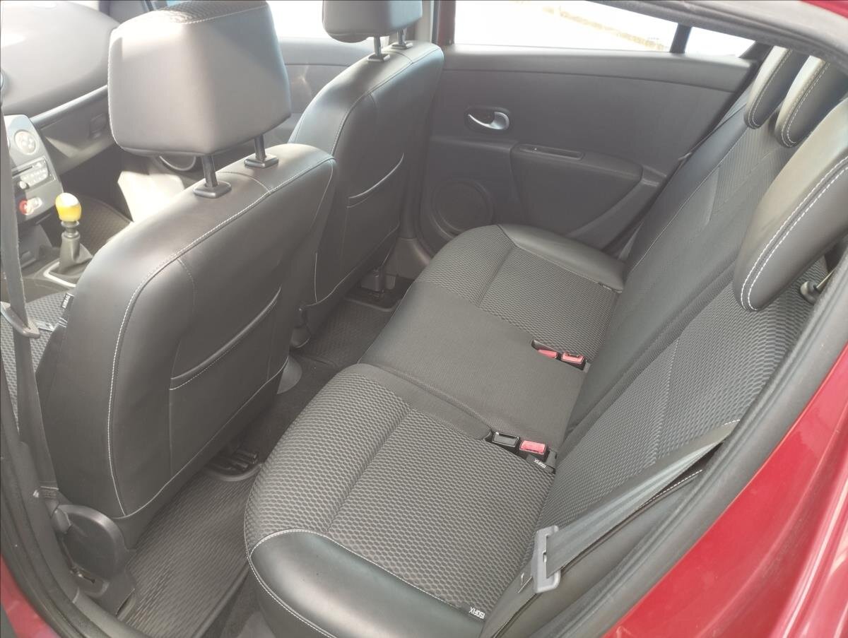 Renault Clio Hatchback 1,5 l 63 kw