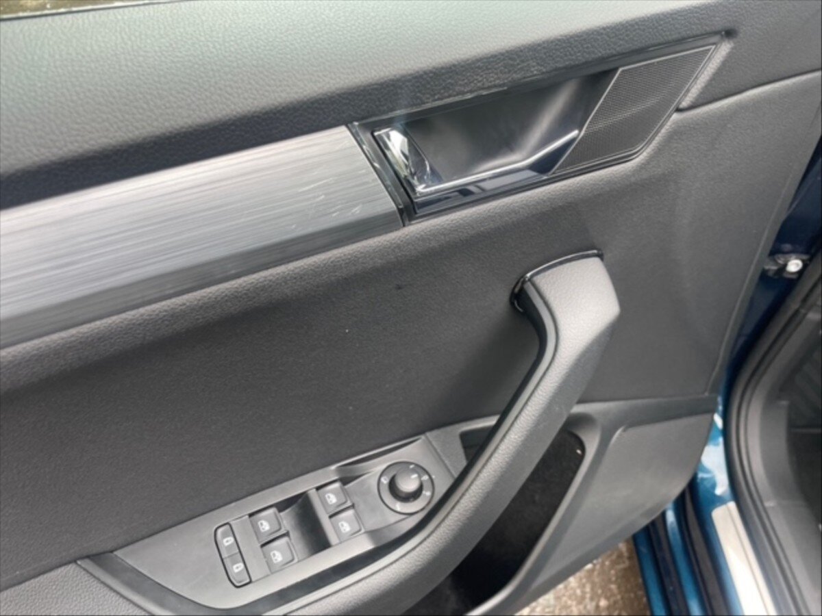 Škoda Superb Sedan 2,0 l 110 kw