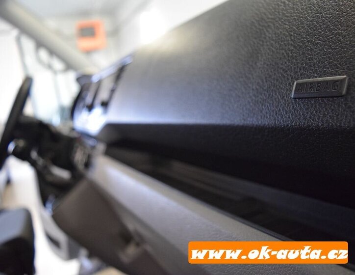 Volkswagen Crafter Skříň 2,0 l 103 kw