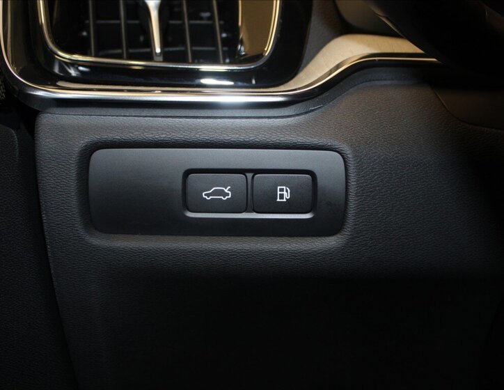 Volvo S60 Sedan 2,0 l 335 kw