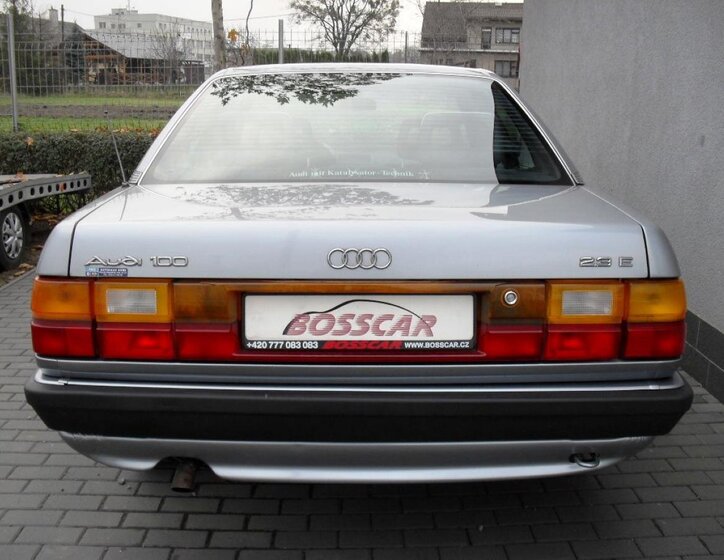 Audi 100 4