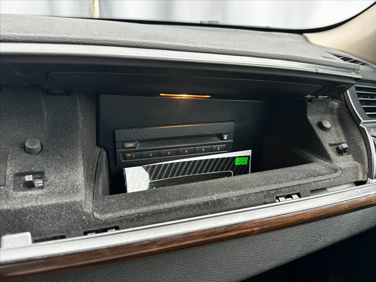 BMW X5 Kombi 3,0 l 180 kw