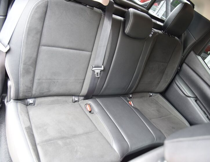 Mercedes-Benz Třídy X 27