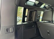 Land Rover Defender SUV 3,0 l 257 kw