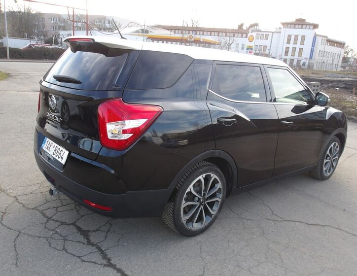 SsangYong Korando SUV 1,6 l 84 kw