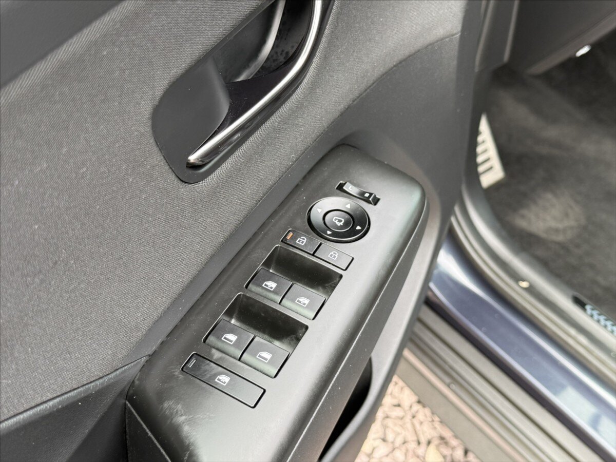 Hyundai Kona SUV / Terénní 1,6 l 145 kw