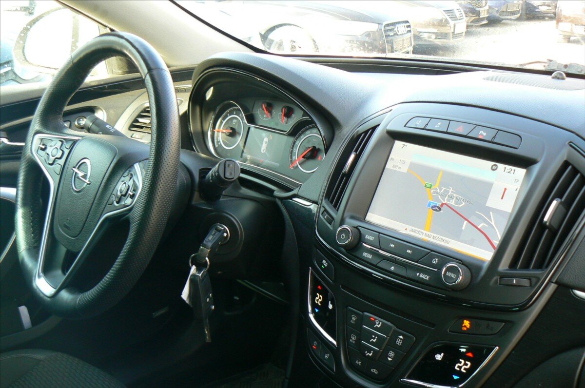 Opel Insignia Kombi 2,0 l 125 kw