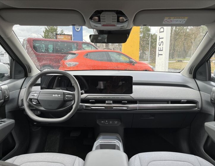 KIA EV3 SUV / Terénní 0,0 150 kw