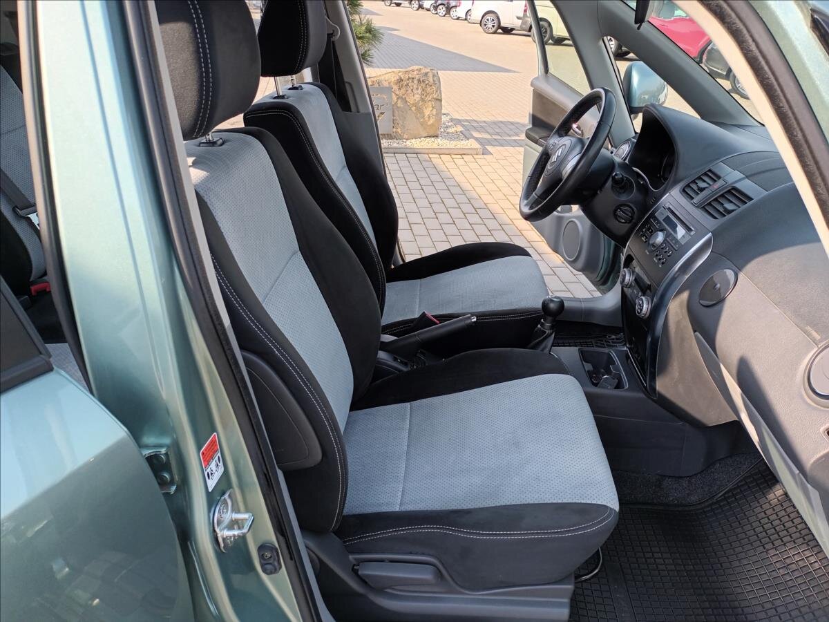 Suzuki SX4 Hatchback 1,6 l 88 kw