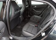 Mercedes-Benz GLA 12