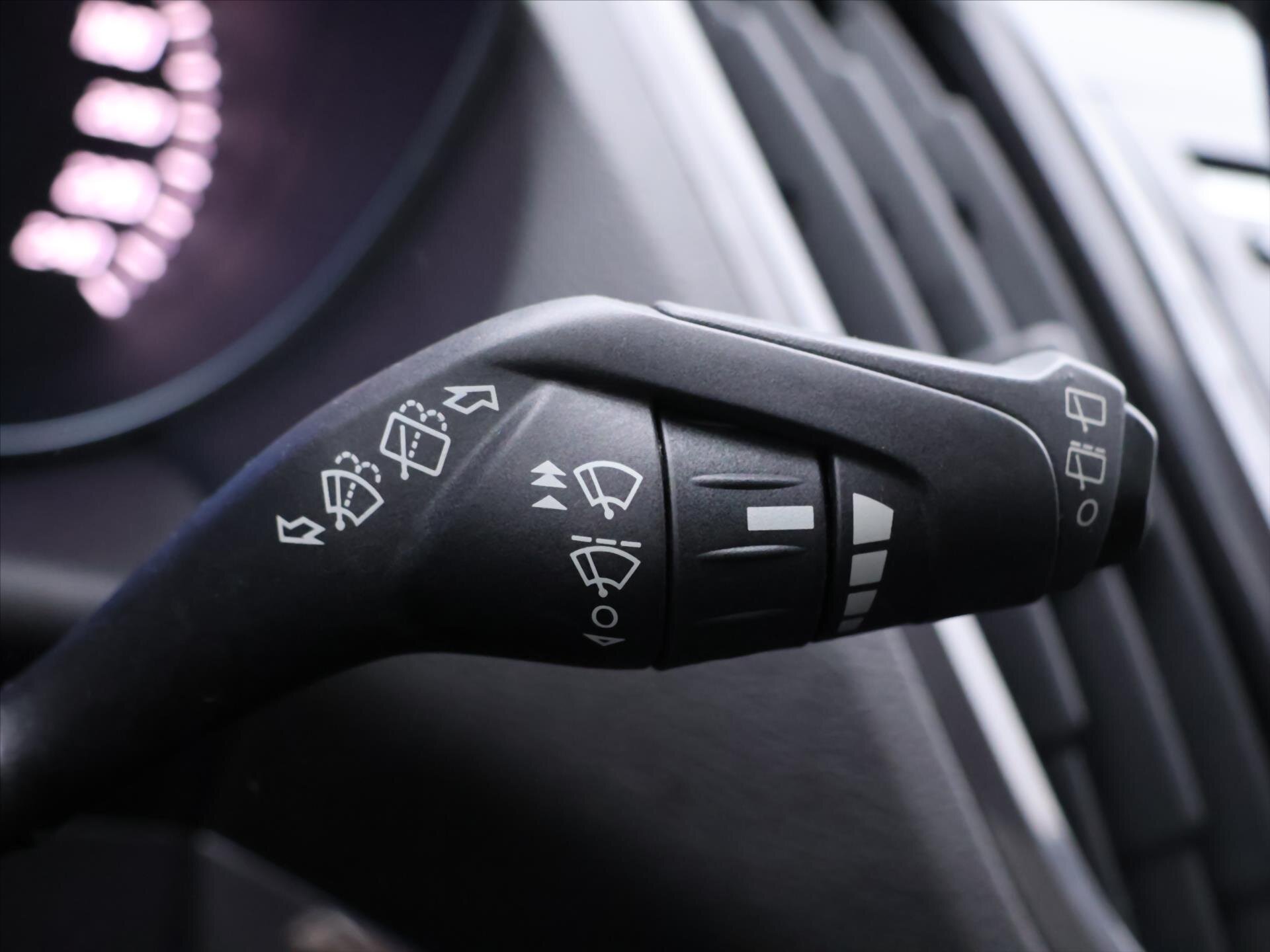 Ford Kuga SUV 2,0 l 120 kw