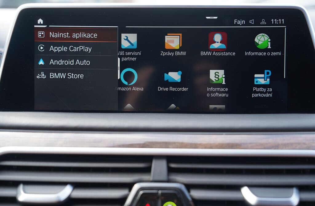 BMW Řada 7 Sedan / Limuzína 6,6 l 430 kw