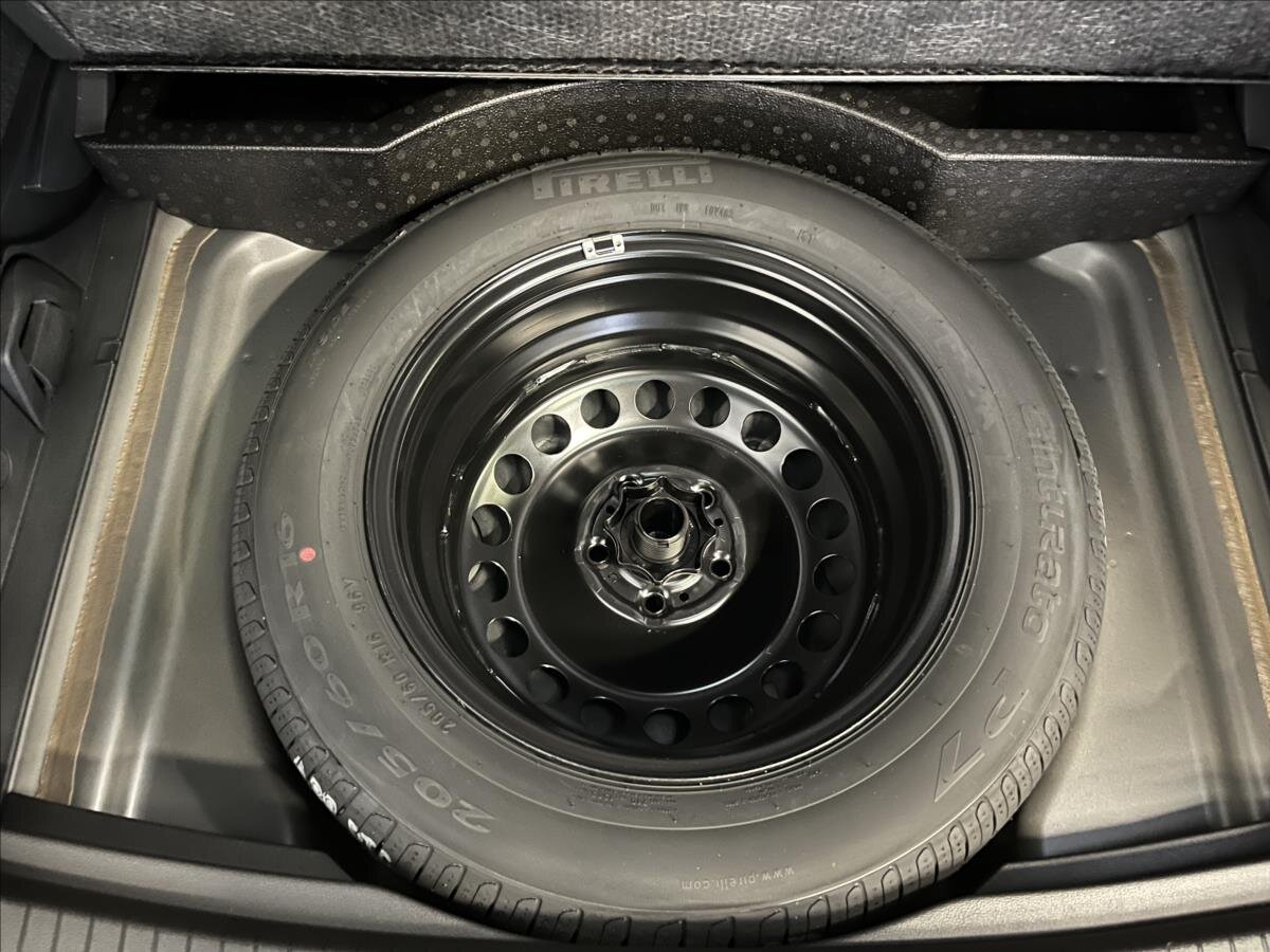 Volkswagen Touran MPV 1,5 l 110 kw