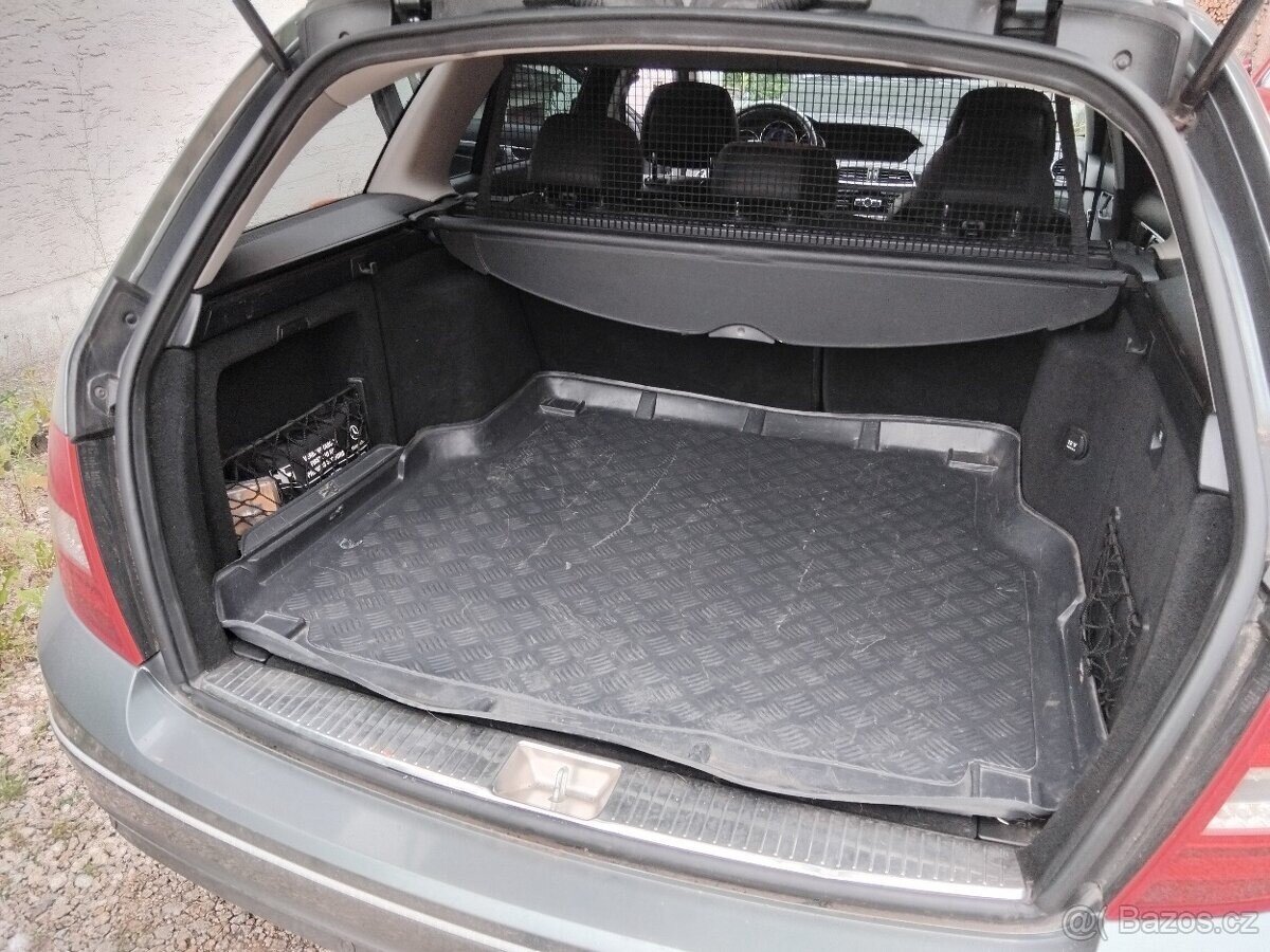 Mercedes-Benz Ostatní Kombi 0,0 88 kw