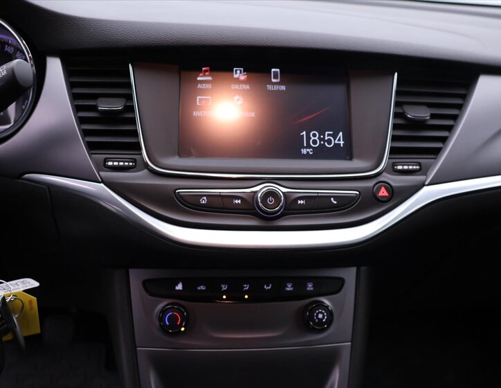 Opel Astra Kombi 999,0 77 kw