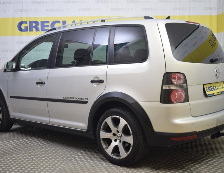 Volkswagen Touran MPV 1,4 l 103 kw