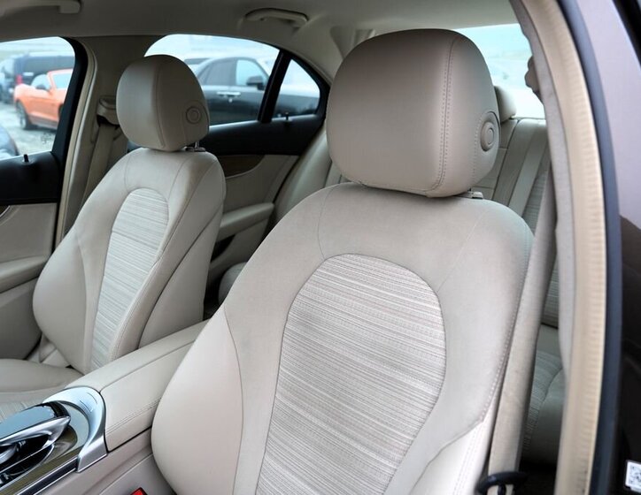 Mercedes-Benz Třídy C Sedan / Limuzína 1,6 l 115 kw