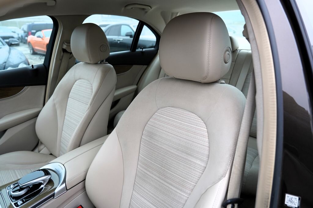 Mercedes-Benz Třídy C Sedan / Limuzína 1,6 l 115 kw