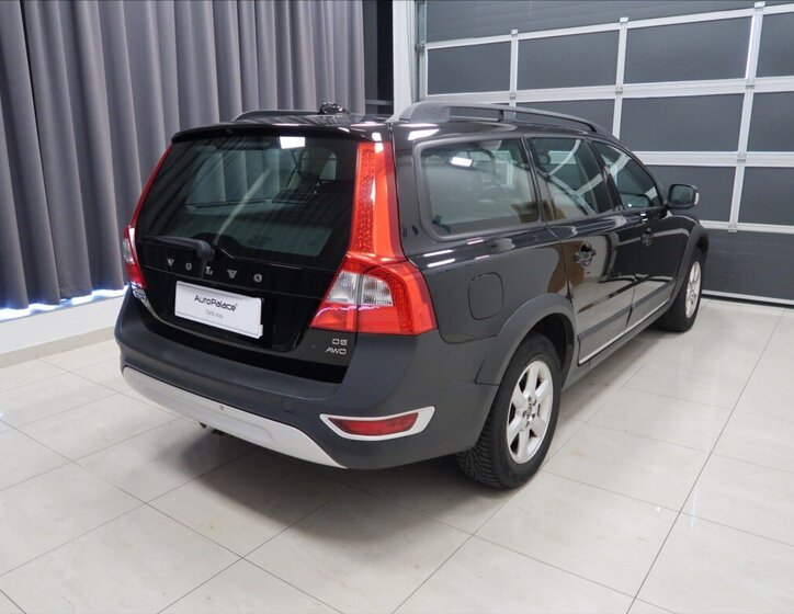 Volvo XC70 Kombi 2,4 l 136 kw