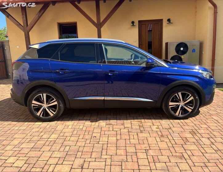 Peugeot 3008 SUV 1,2 l 96 kw