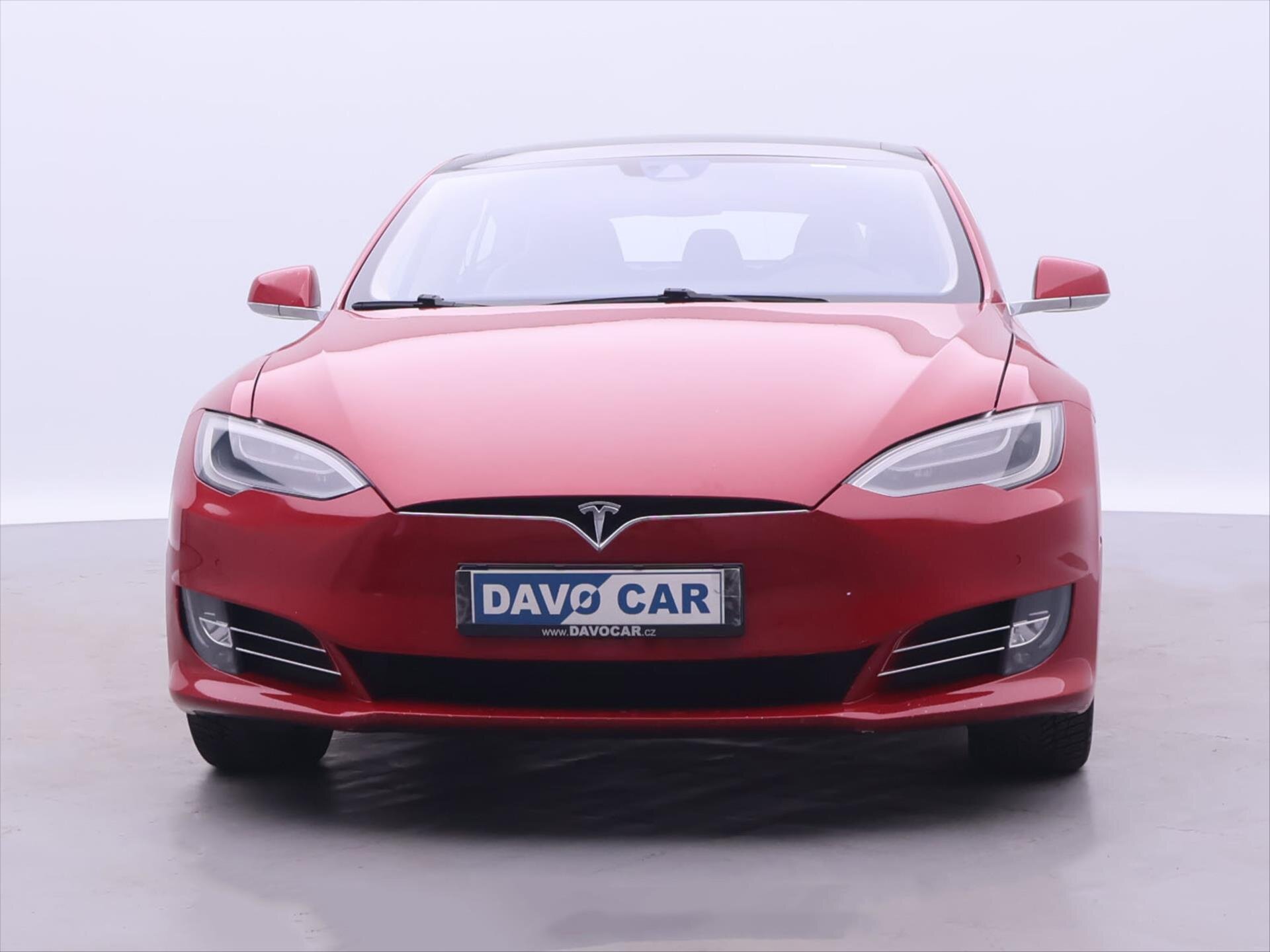Tesla Model S Sedan / Limuzína 0,0 193 kw
