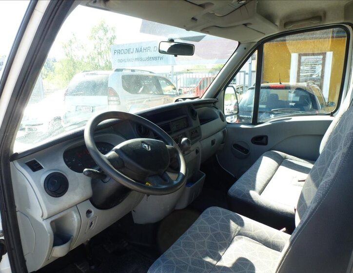 Renault Master Skříň 2,5 l 88 kw