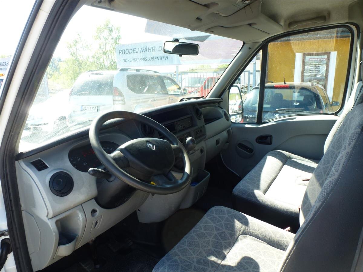 Renault Master Skříň 2,5 l 88 kw