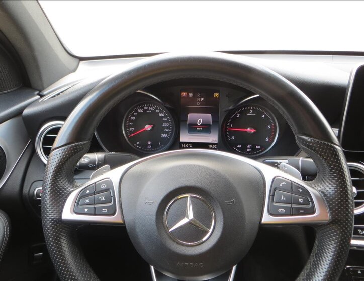 Mercedes-Benz GLC 25