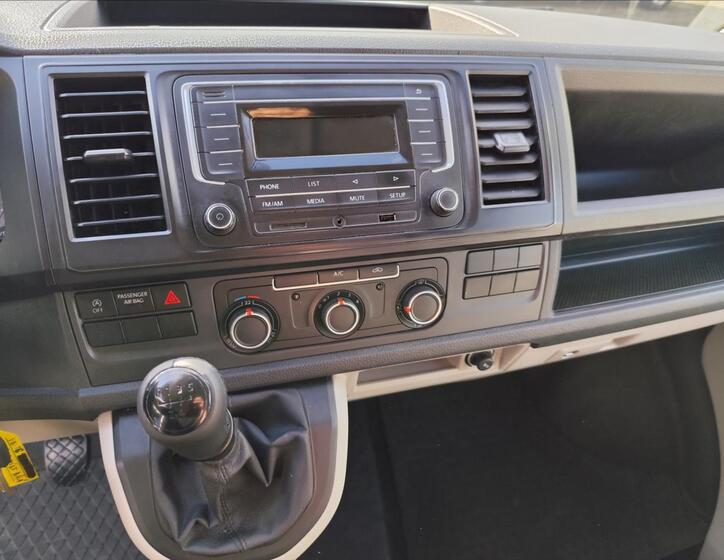 Volkswagen Transporter 17